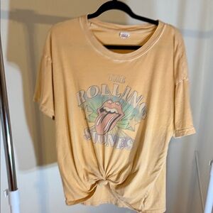 American Eagle Outfitters Tan Graphic Tee